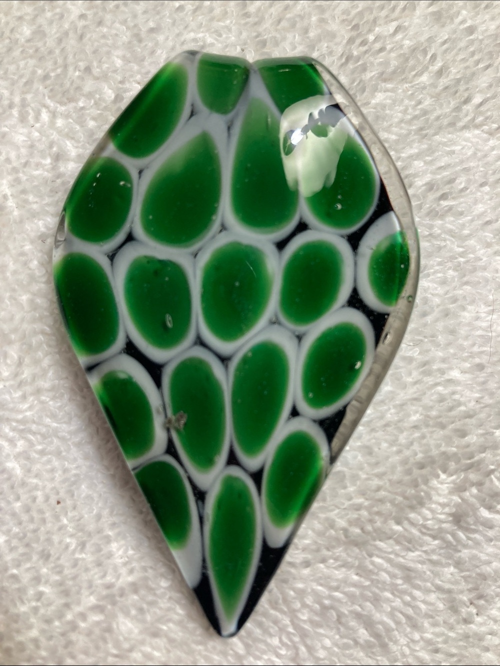 Unbranded Green Teardrop Glass Pendant Necklace Accent